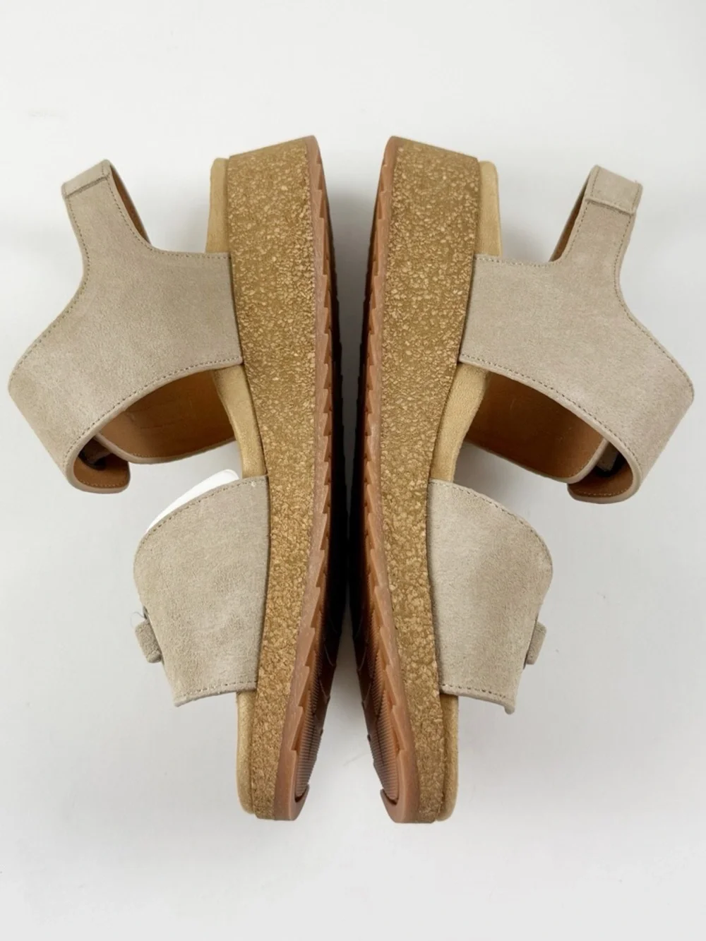 White Mountain Footbed Gelato Wedge Sandals Womens 10M Sandalwood Suede NEW